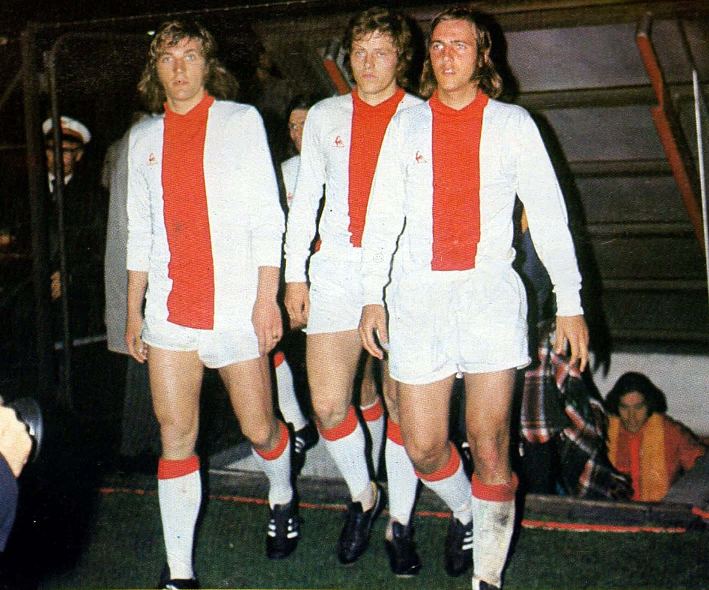 Johan Neeskens, 1973, white and red kits, HD Desktop Wallpaper