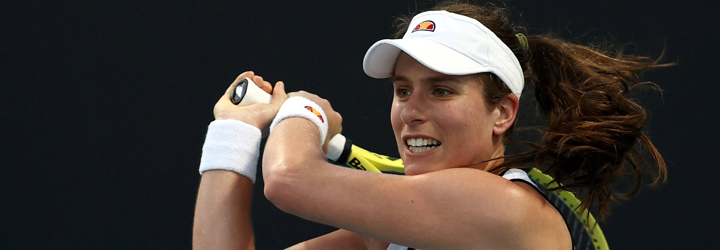 Johanna Konta, racket, mid-swing, 2K Desktop Wallpaper