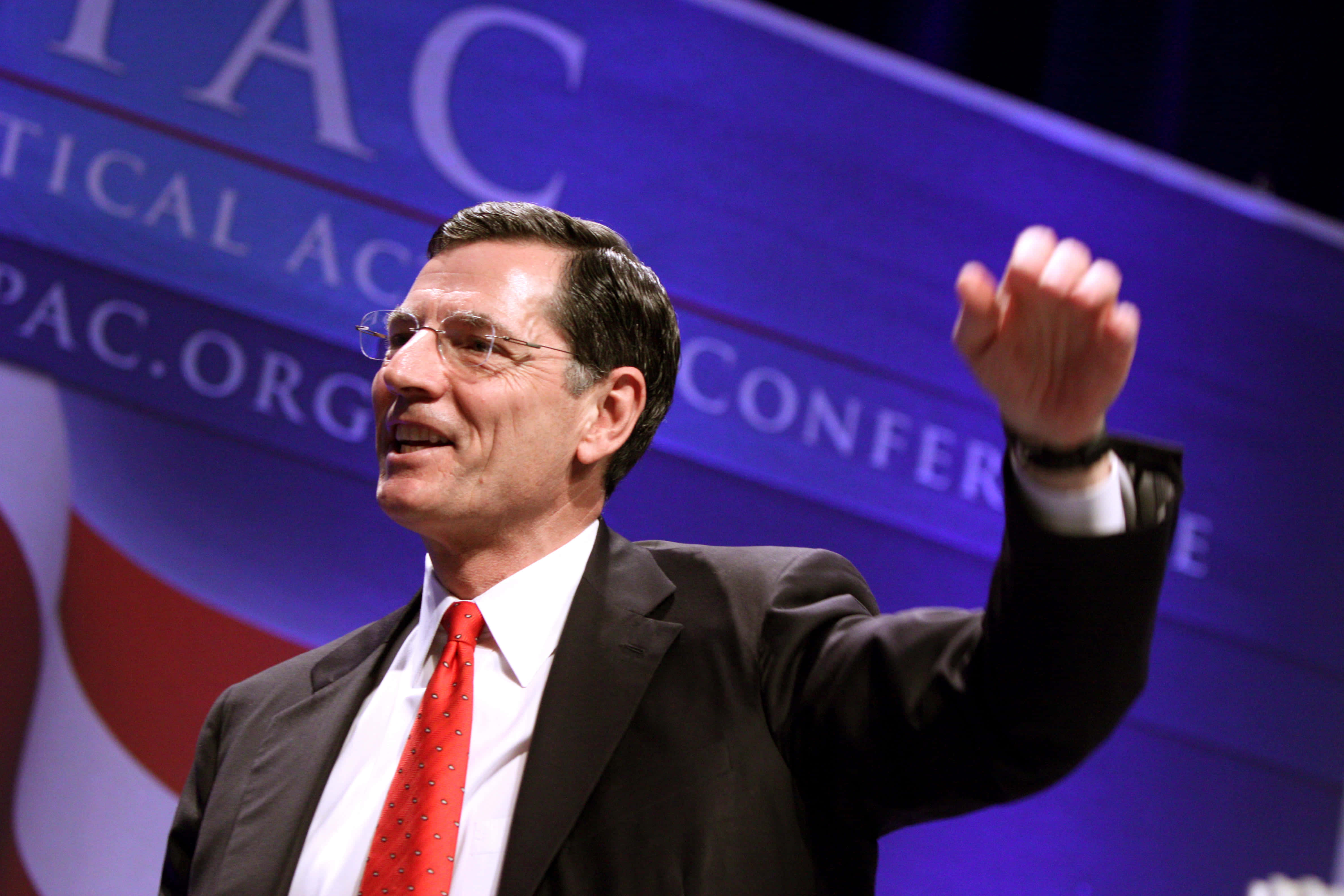 John Barrasso, suit, red tie, 4K Desktop Wallpaper