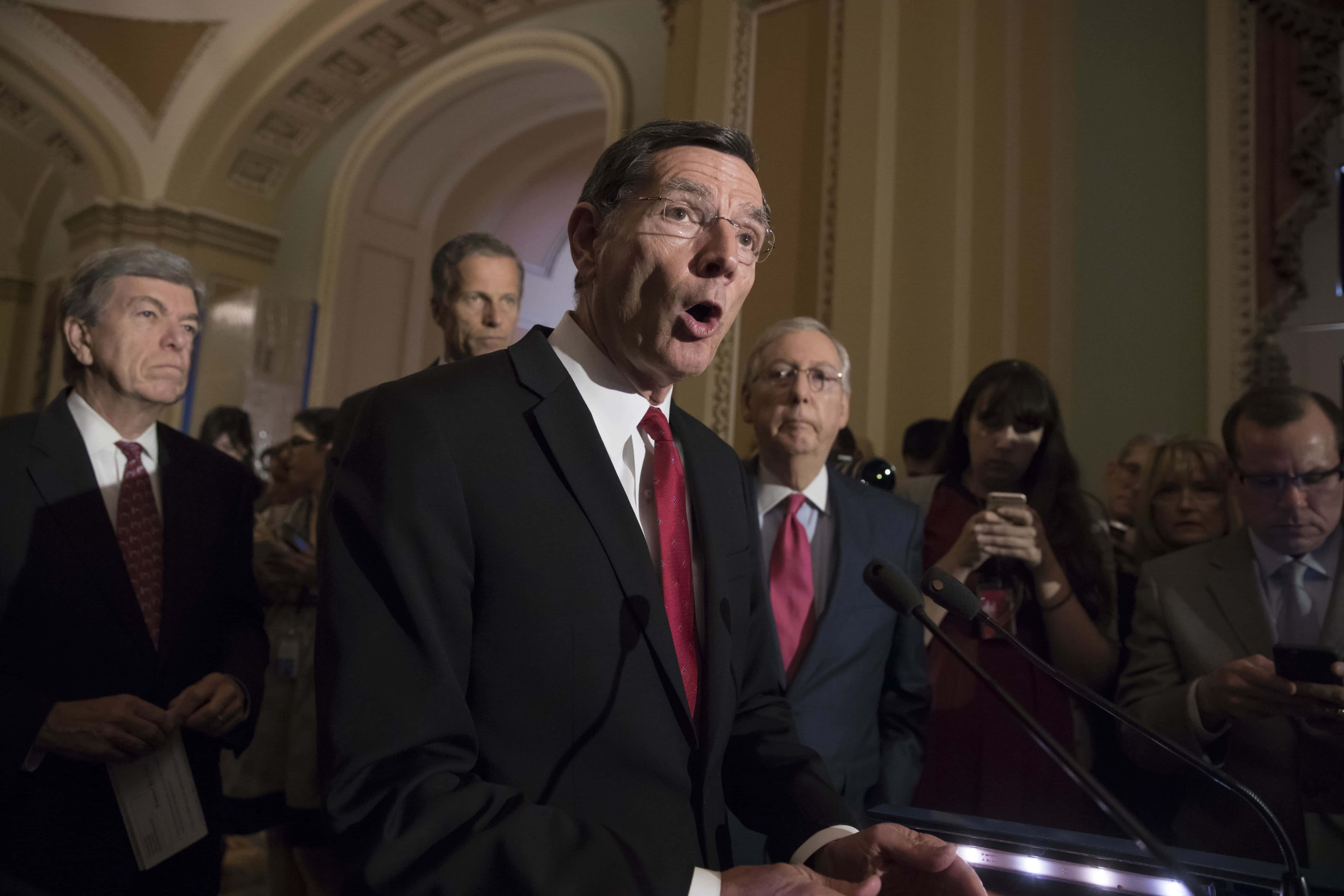 John Barrasso, podium, suit, 5K Desktop Wallpaper