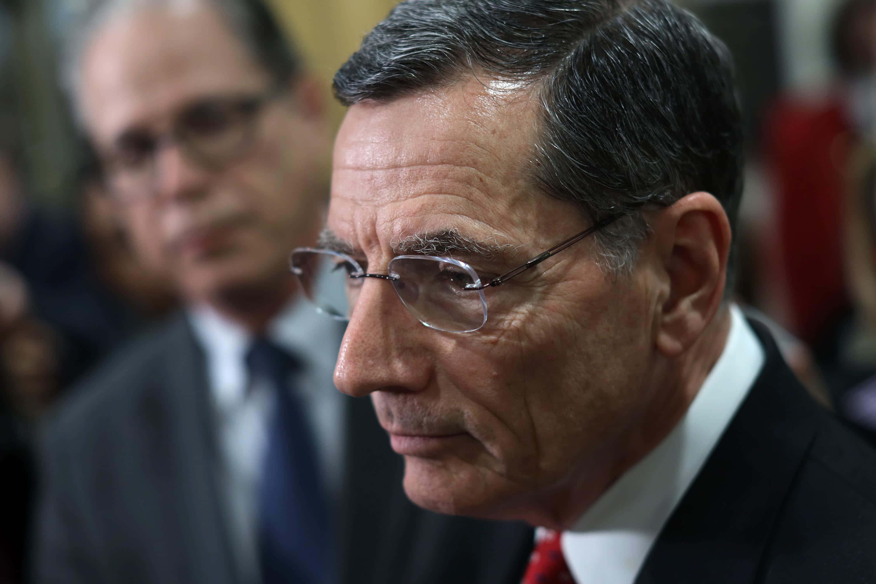 John Barrasso, glasses, suit, 2K Desktop Wallpaper