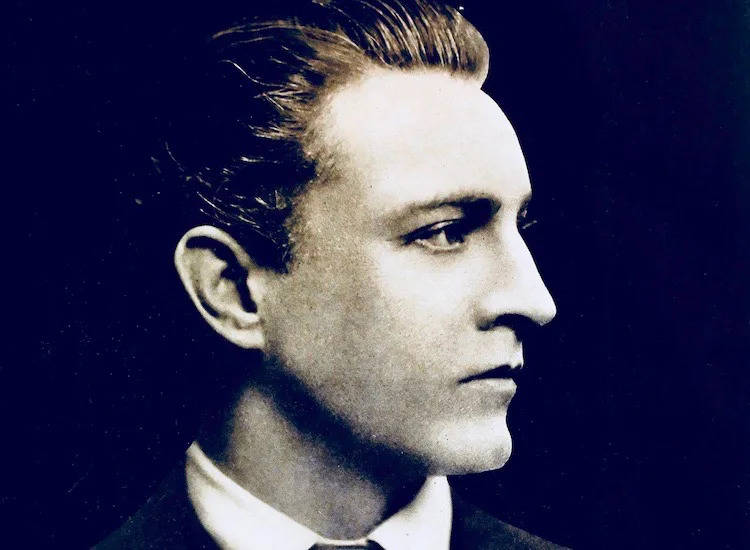 John Barrymore Hamlet, vintage portrait, young man in profile, SD Desktop Wallpaper