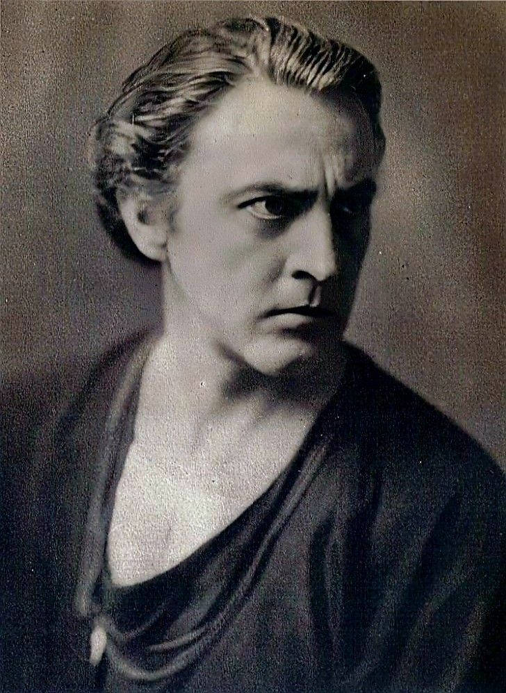 John Barrymore Hamlet, black and white portrait, intense eyes, SD Phone Wallpaper
