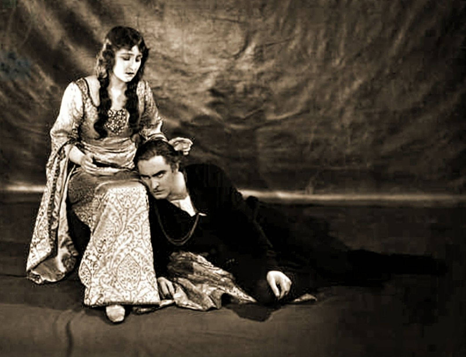 John Barrymore Hamlet, sepia-toned, ornate dress, HD Desktop Wallpaper