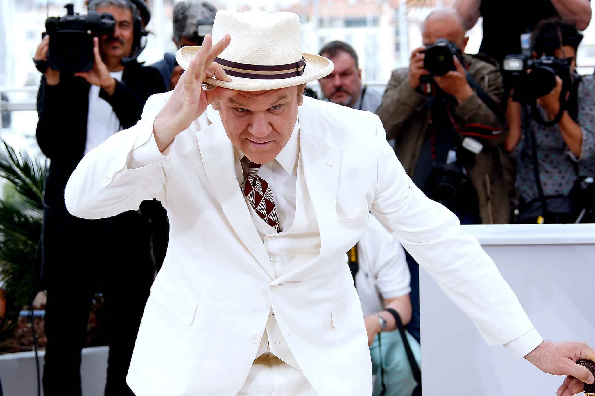 John C. Reilly, white suit, fedora, Full HD Desktop Wallpaper