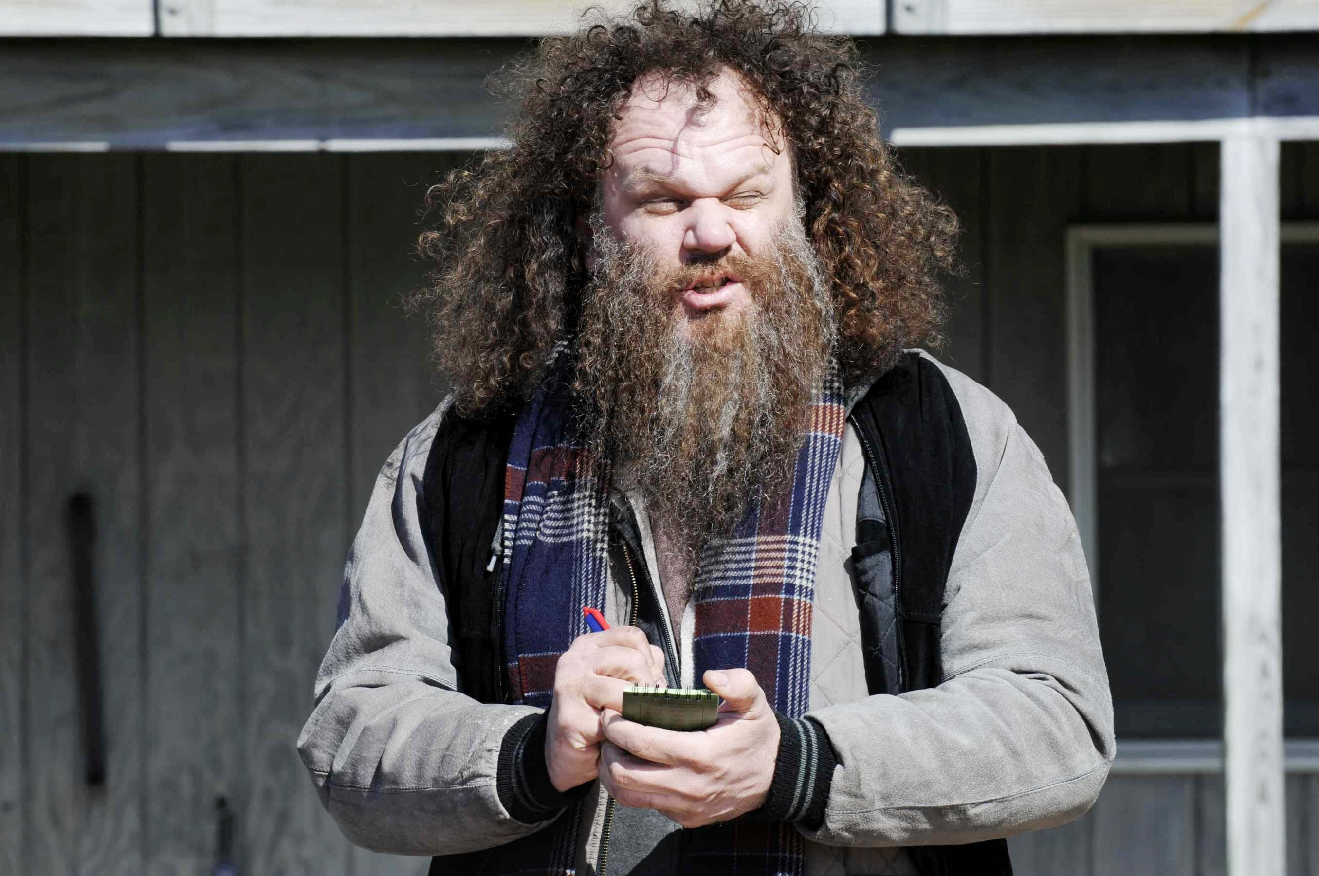 John C. Reilly, wild curly hair, long beard, 2K Desktop Wallpaper