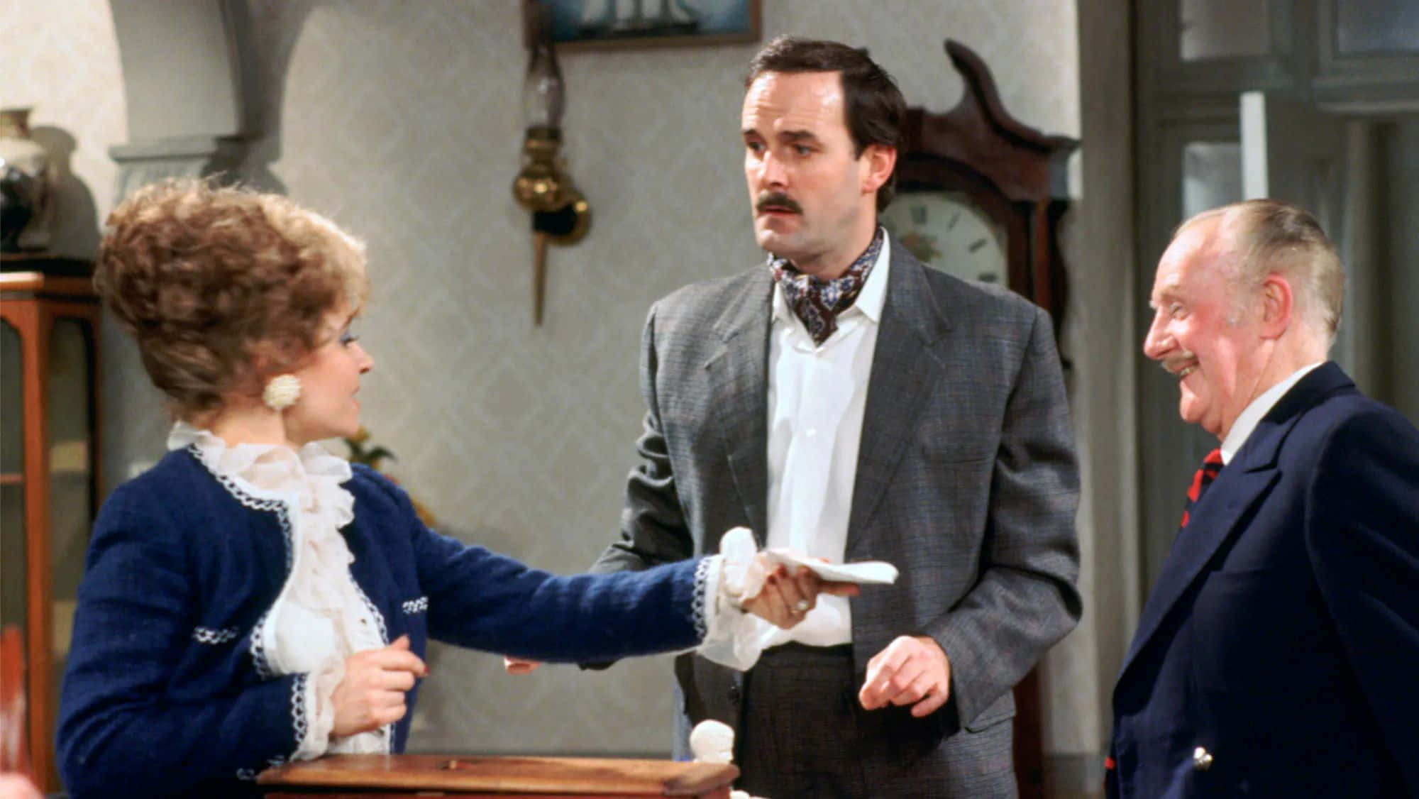 John Cleese, vintage living room, ornate furniture, Full HD Desktop Wallpaper