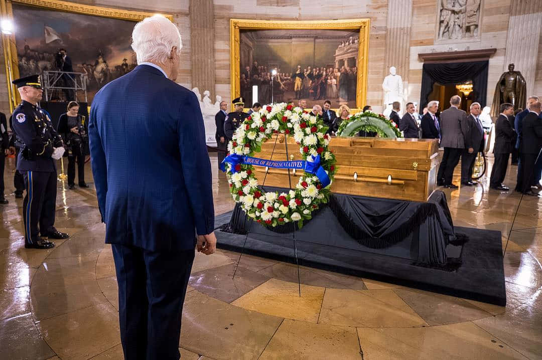 John Cornyn, blue suit, wooden casket, SD Desktop Wallpaper
