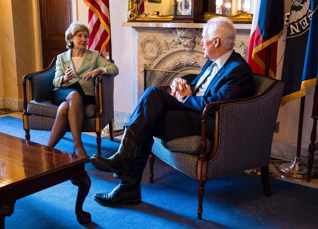 John Cornyn, cross legged, formal attire, SD Desktop Wallpaper