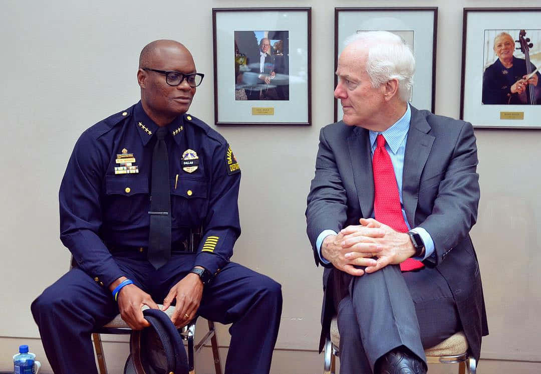 John Cornyn, police uniform, suit, SD Desktop Wallpaper