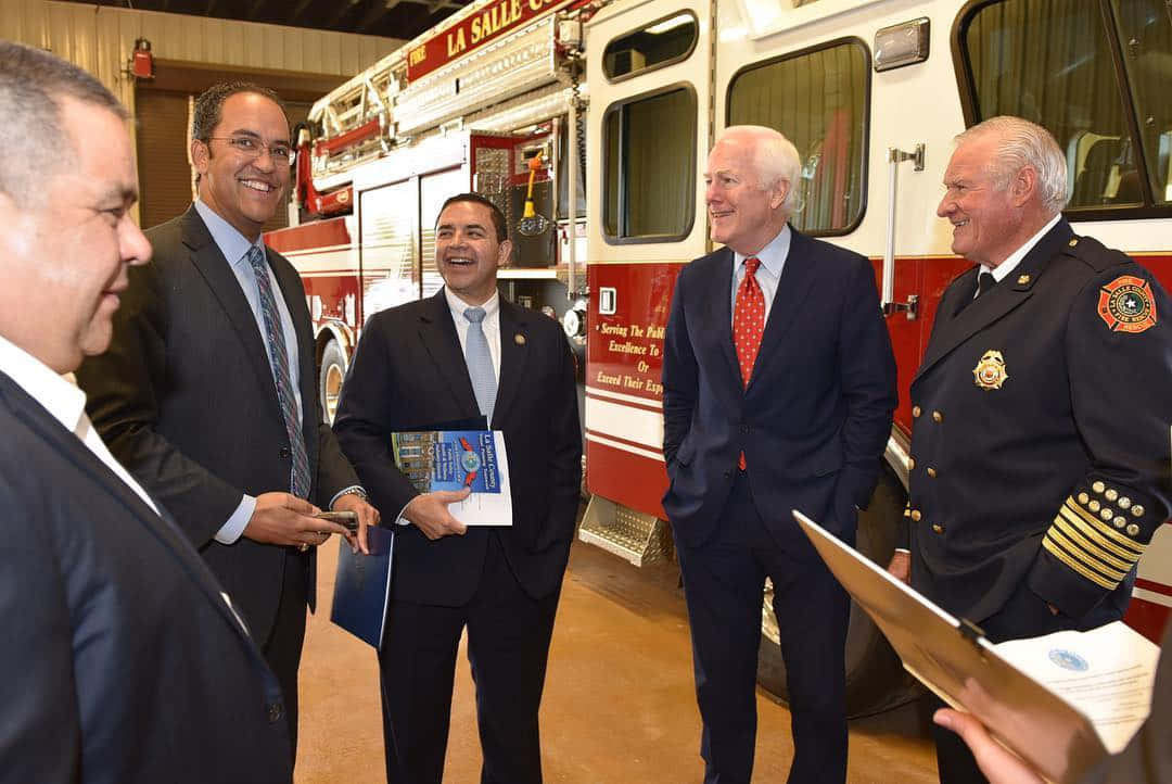 John Cornyn, fire officials, red and white fire truck, SD Desktop Wallpaper