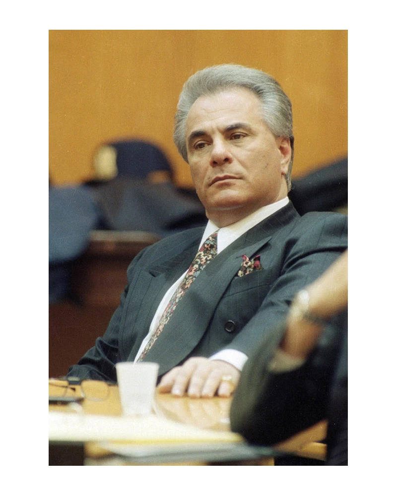 John Gotti, courtroom, dark suit, SD Phone Wallpaper
