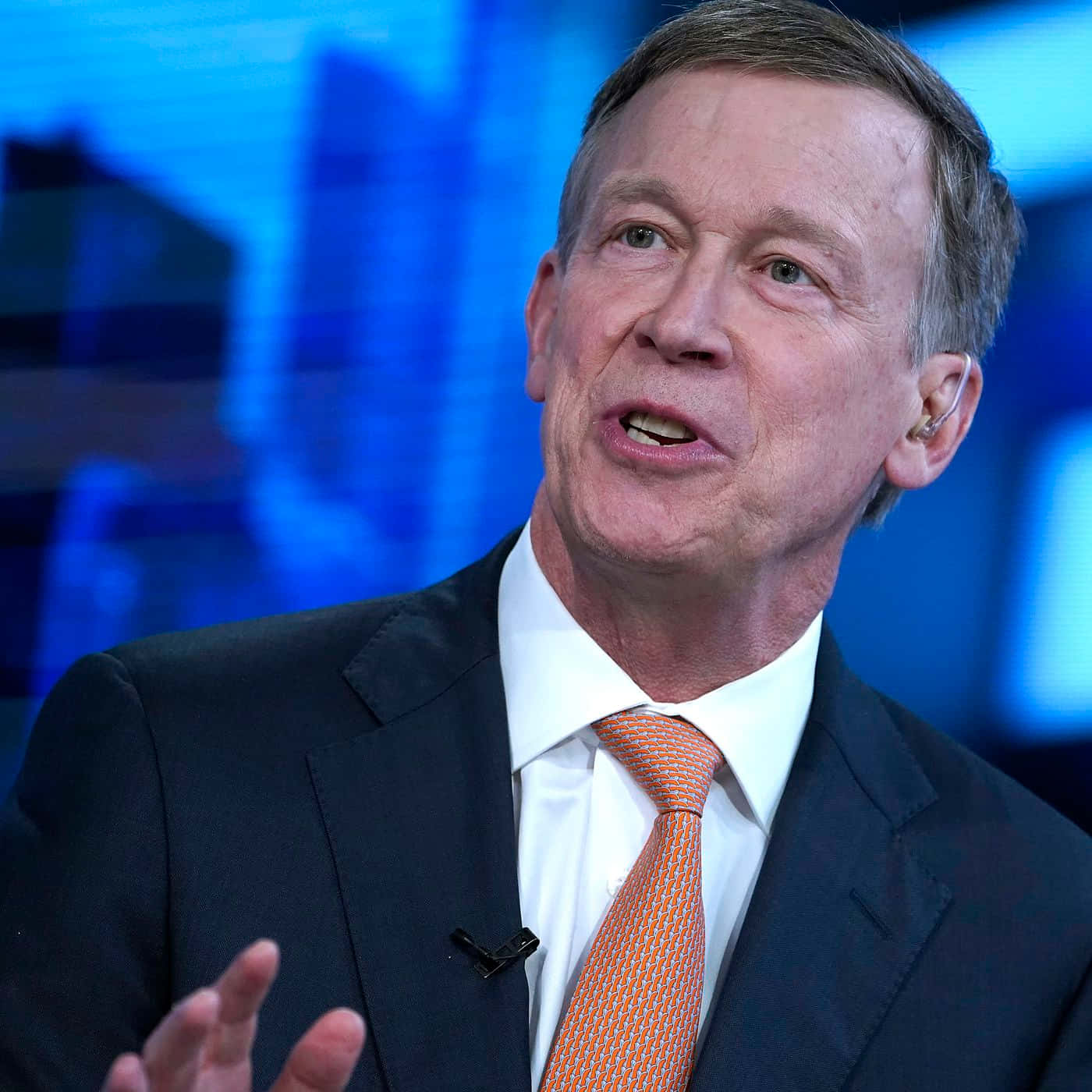 John Hickenlooper, dark suit, orange tie, HD Desktop Wallpaper