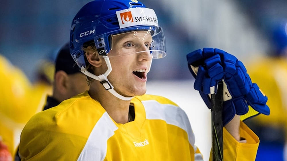 John Klingberg, yellow jersey, blue helmet, SD Desktop Wallpaper