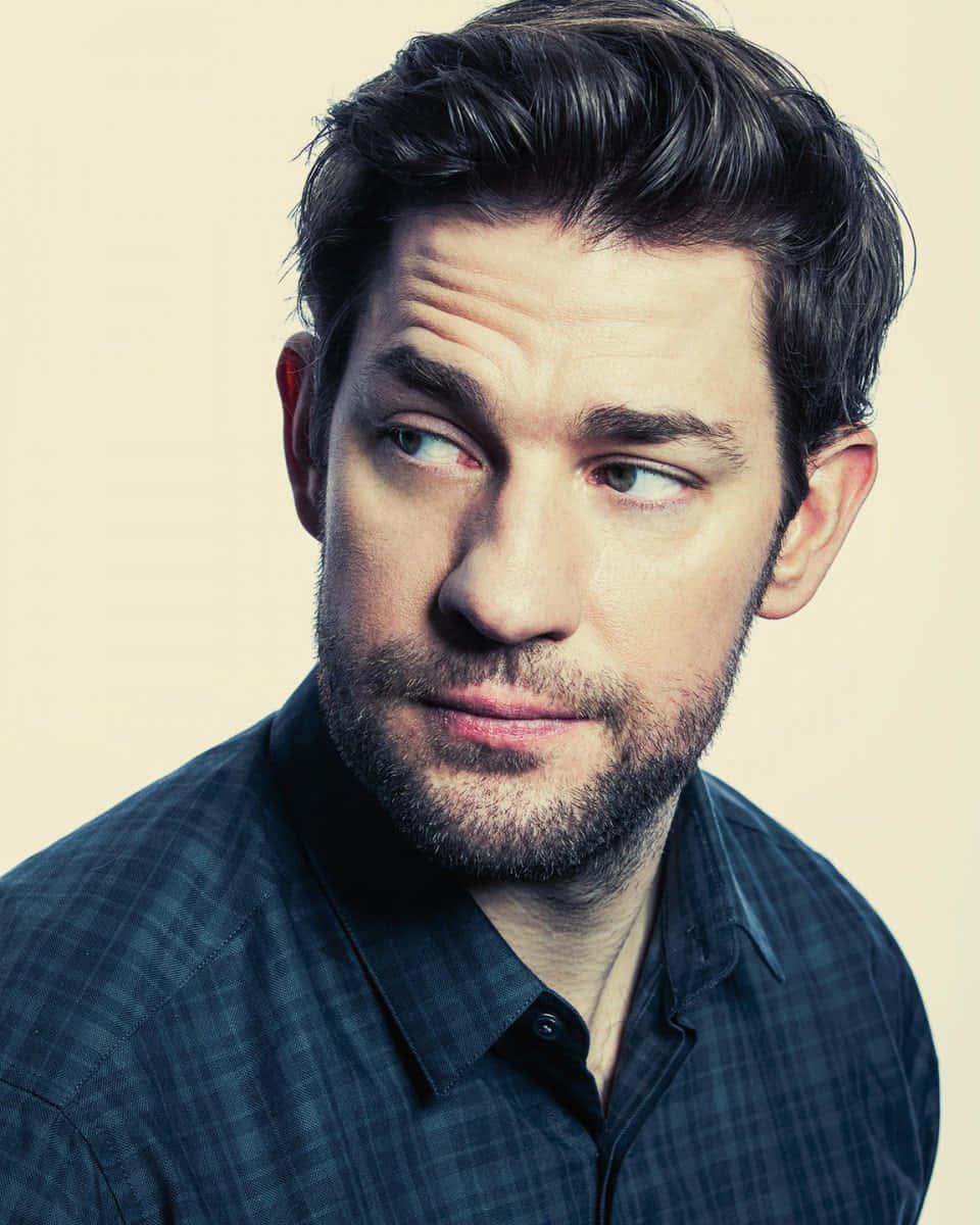 John Krasinski, dark hair, stubble, SD Phone Wallpaper