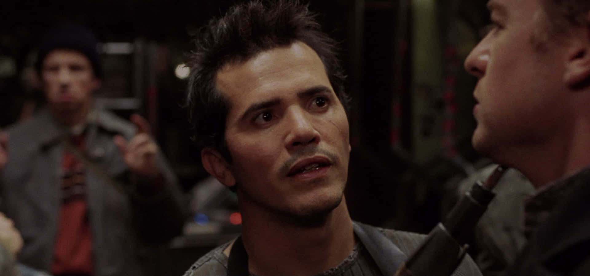John Leguizamo, spiky dark hair, dimly lit room, Full HD Desktop Wallpaper