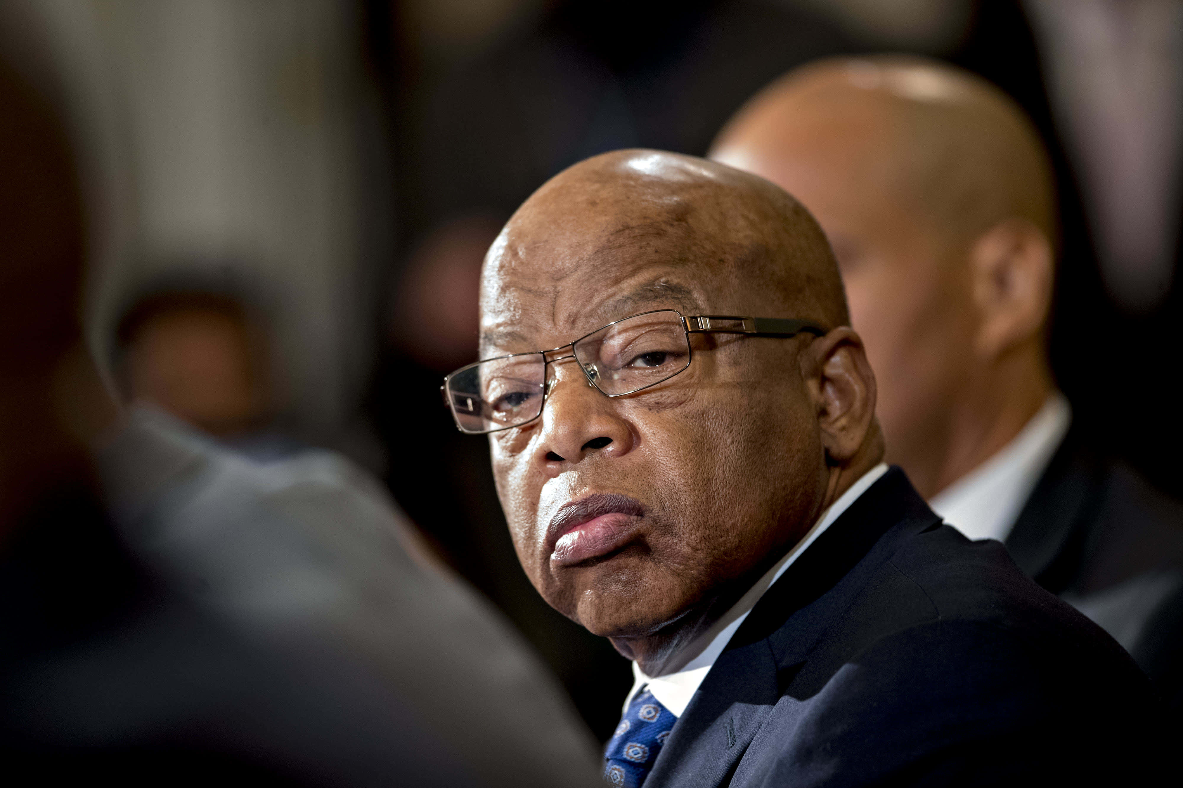 John Lewis, eyeglasses, suit, 4K Desktop Wallpaper
