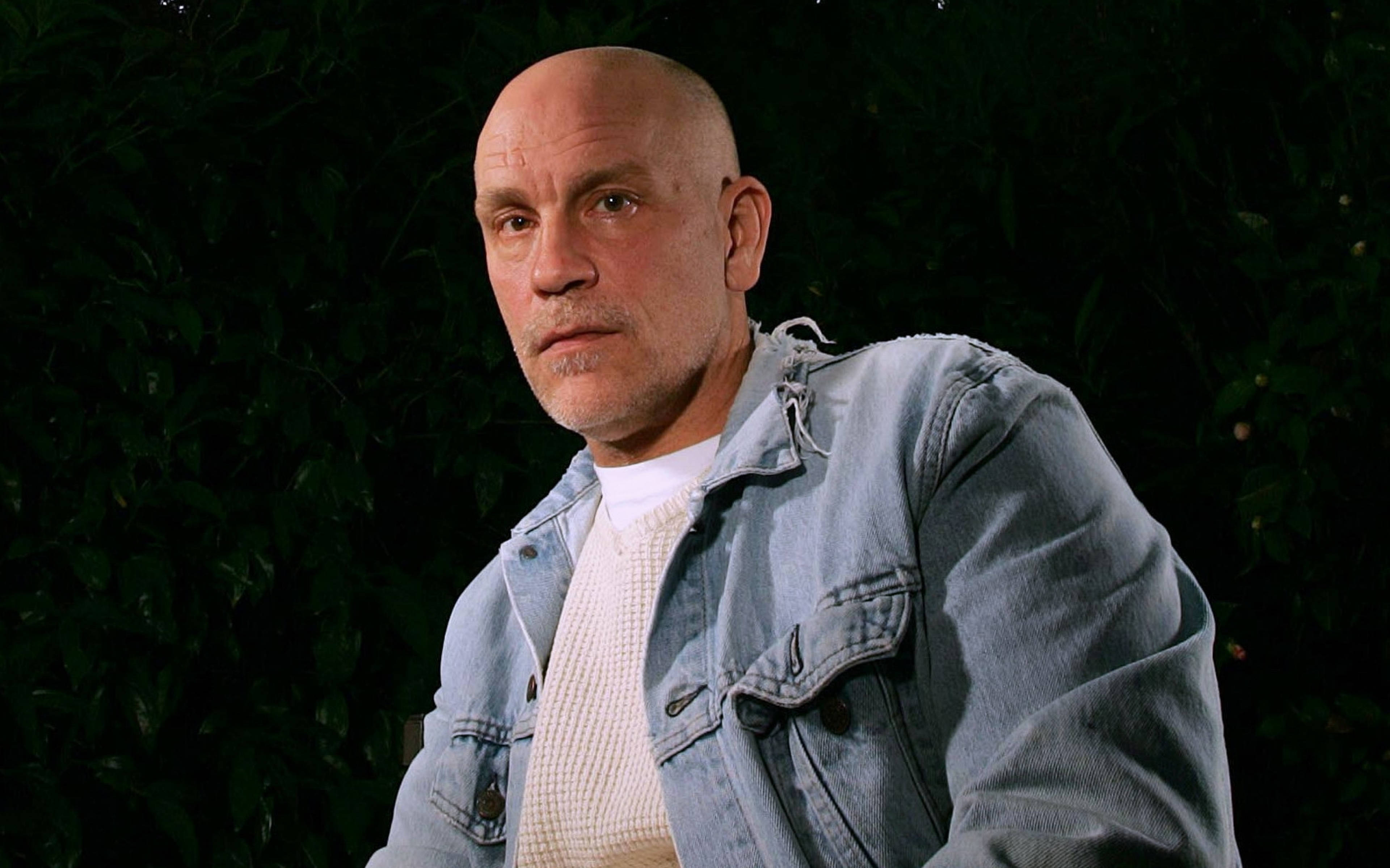 John Malkovich, light blue denim jacket, white knit shirt, 4K Desktop Wallpaper