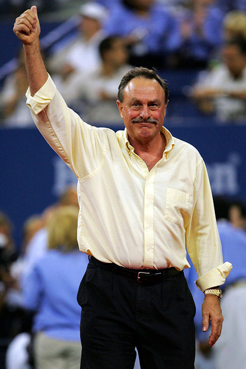 John Newcombe, light yellow shirt, stadium crowd, SD Phone Wallpaper