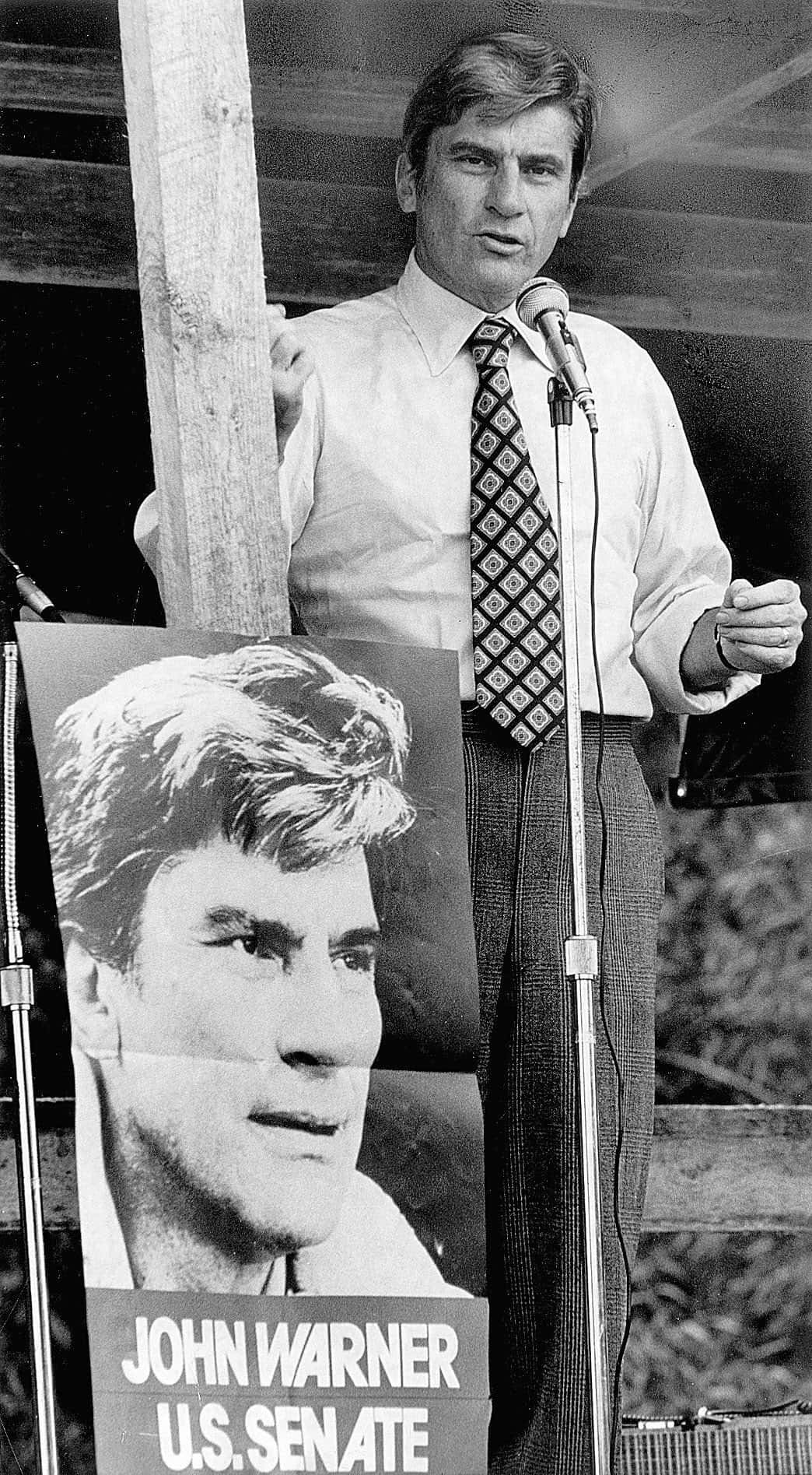 John Warner, black and white photo, campaign rally, HD Phone Wallpaper