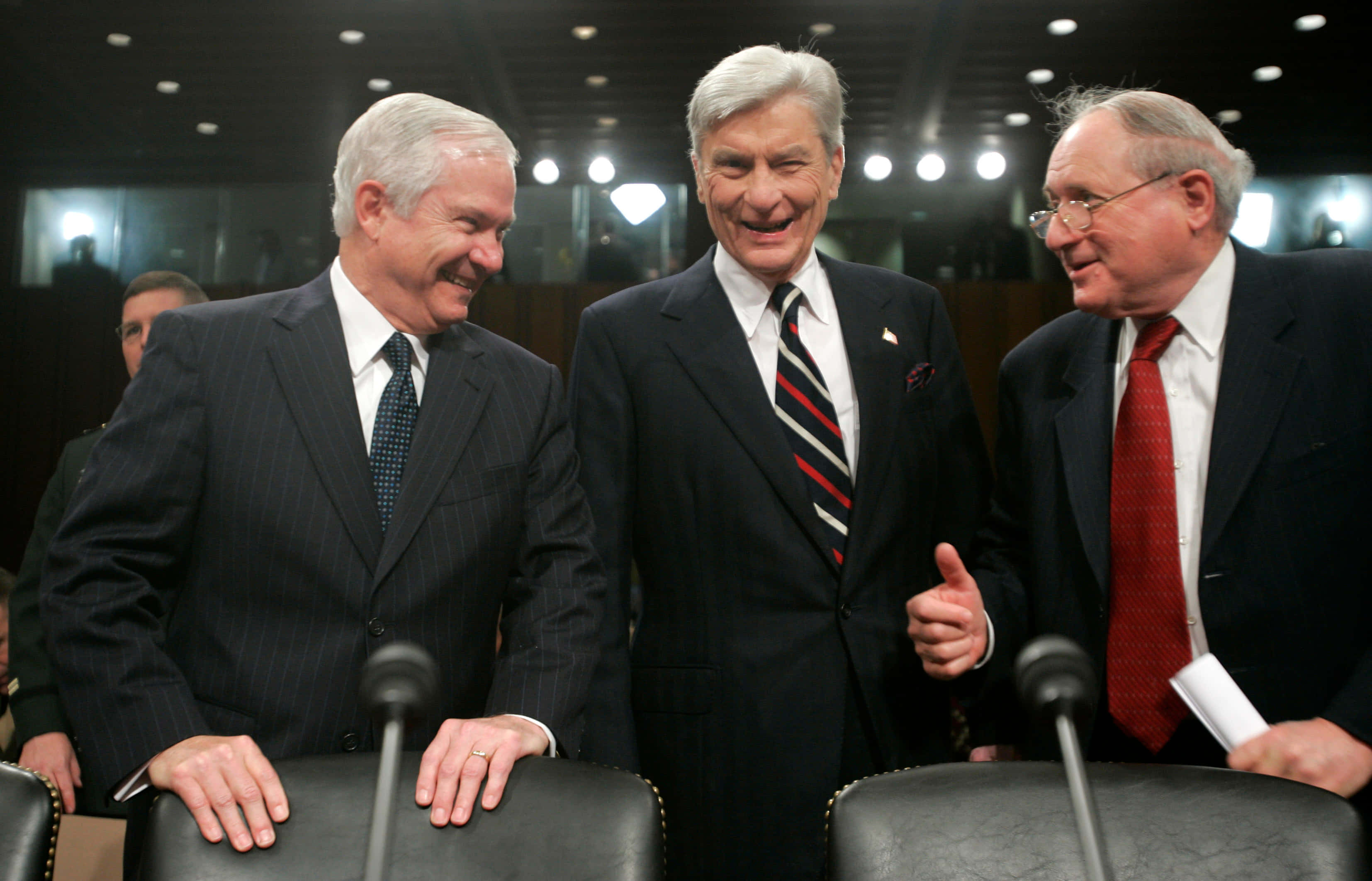 John Warner, smiling, suits, 2K Desktop Wallpaper