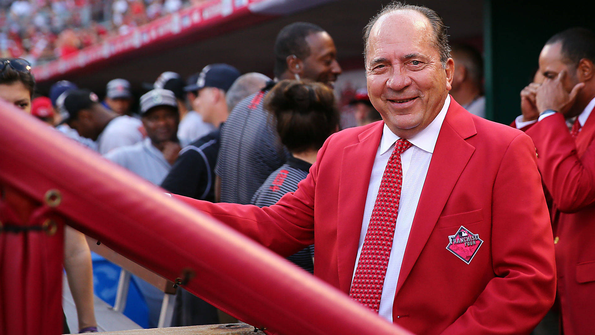 Johnny Bench, red suit, vibrant red jacket, Full HD Desktop Wallpaper