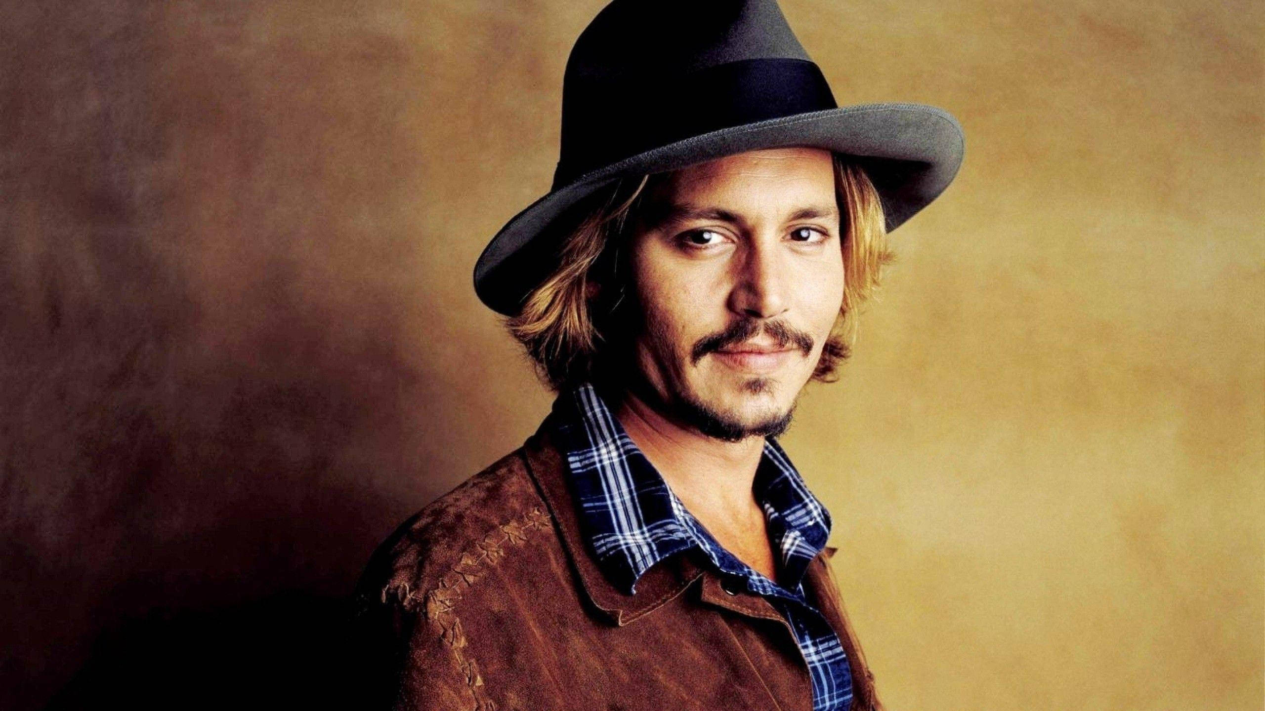 Johnny Depp, fedora, plaid shirt, 2K Desktop Wallpaper