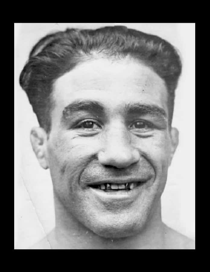 Johnny Dundee, black and white portrait, smiling man, SD Phone Wallpaper