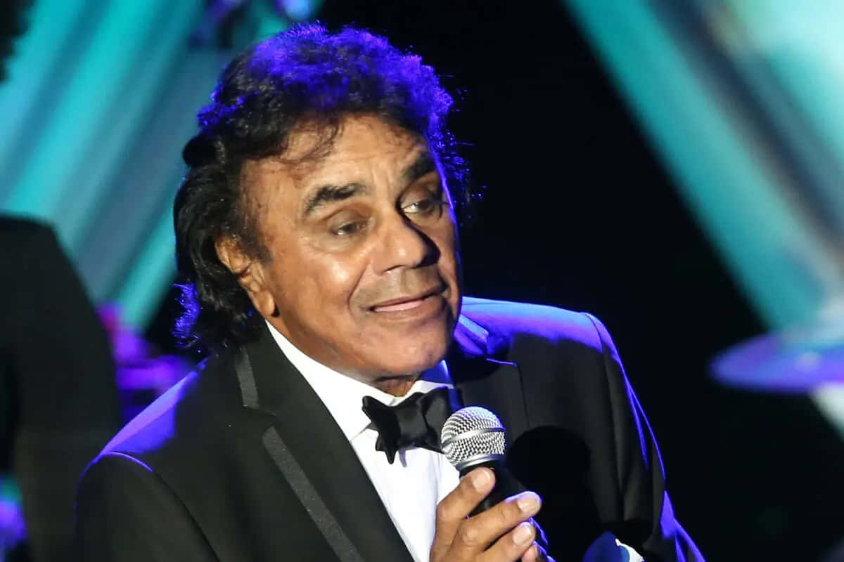 Johnny Mathis, black tuxedo, bow tie, SD Desktop Wallpaper