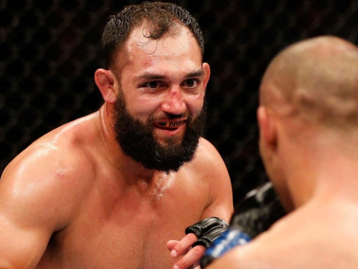 Johny Hendricks, cage, bloody nose, SD Desktop Wallpaper