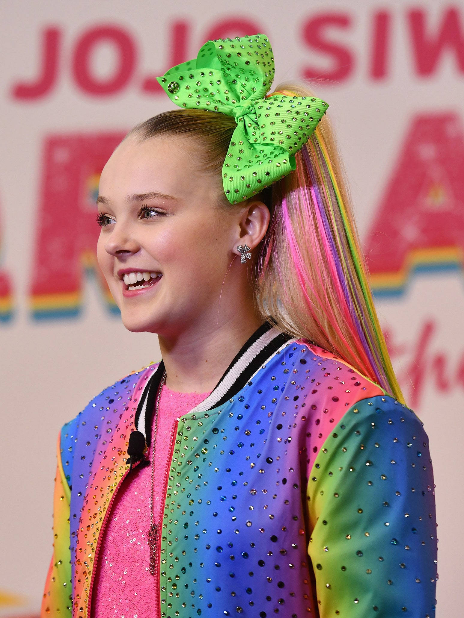 Jojo Siwa, rainbow sequined jacket, giant green bow, Full HD Phone Wallpaper