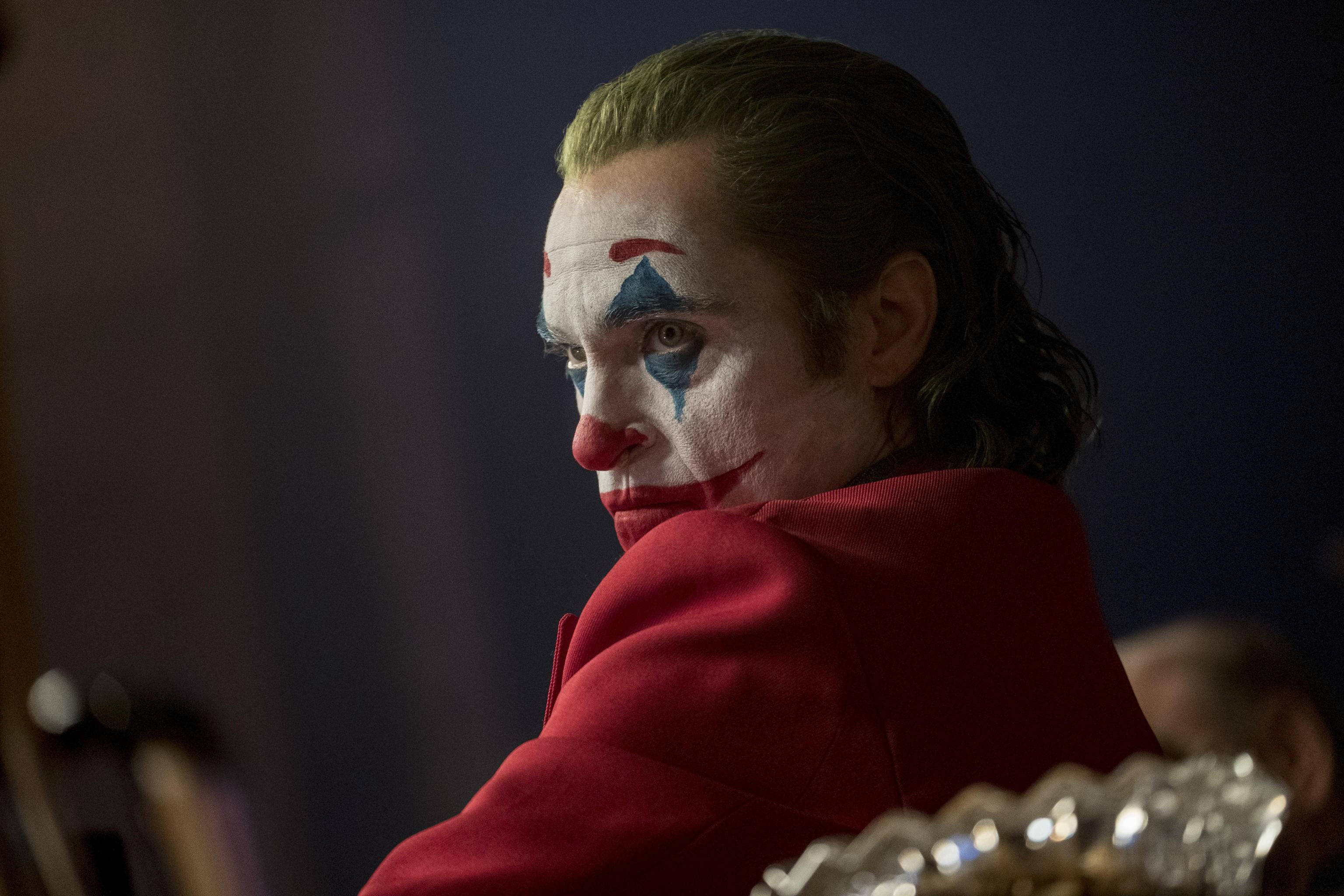 Joker 2020, red suit, white face paint, 2K Desktop Wallpaper