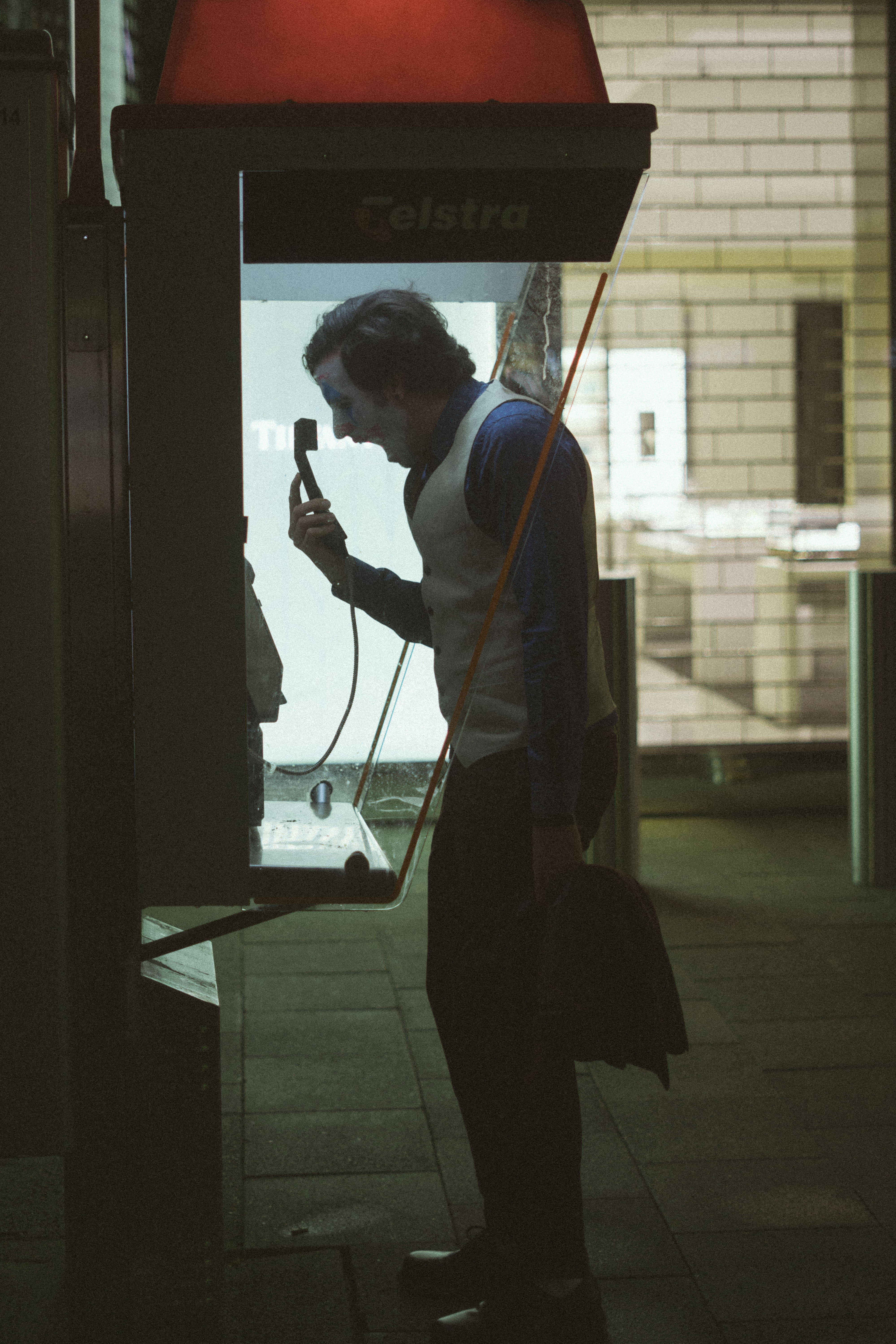 Joker Phone, telephone booth, red-topped phone booth, 5K Phone Wallpaper