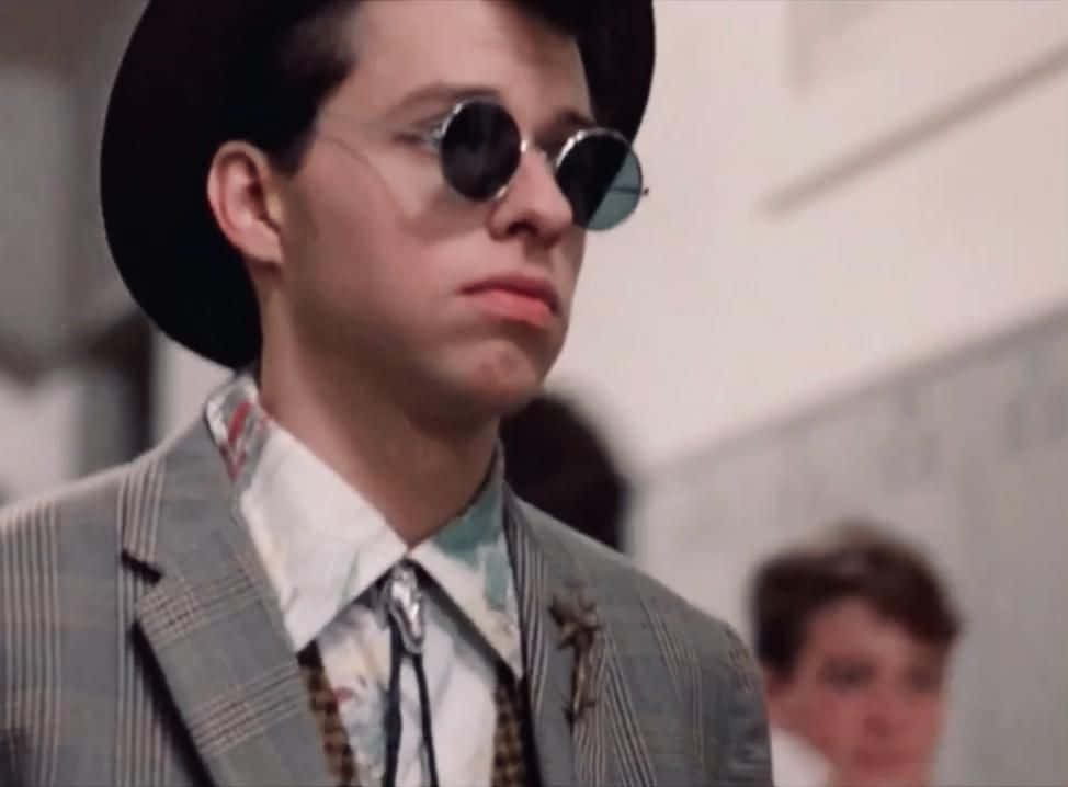 Jon Cryer, plaid suit, black hat, SD Desktop Wallpaper
