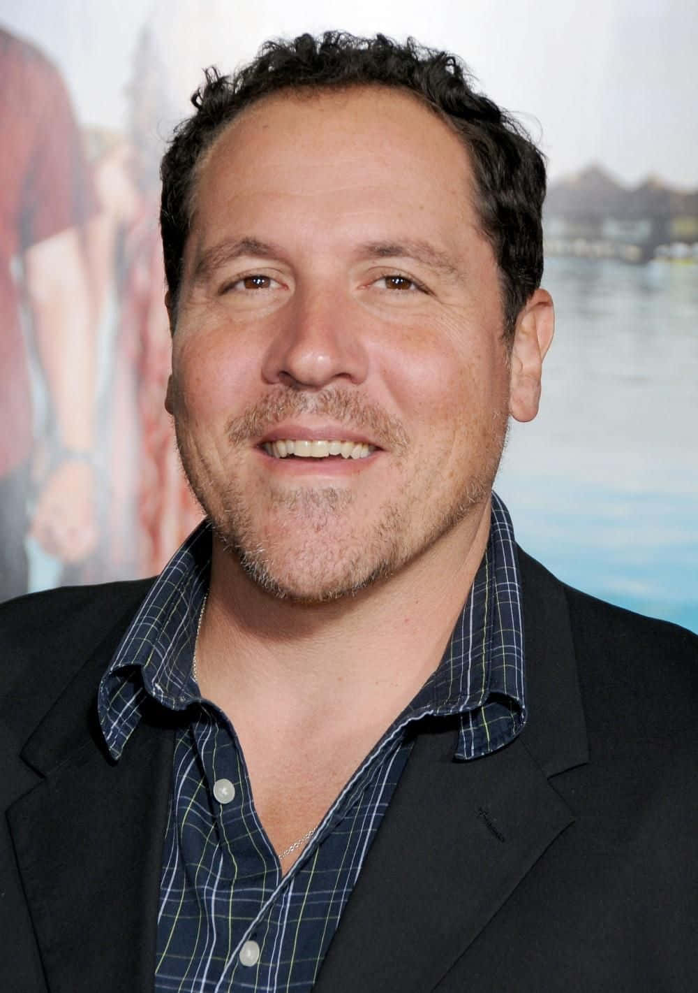 Jon Favreau, black blazer, plaid shirt, HD Phone Wallpaper