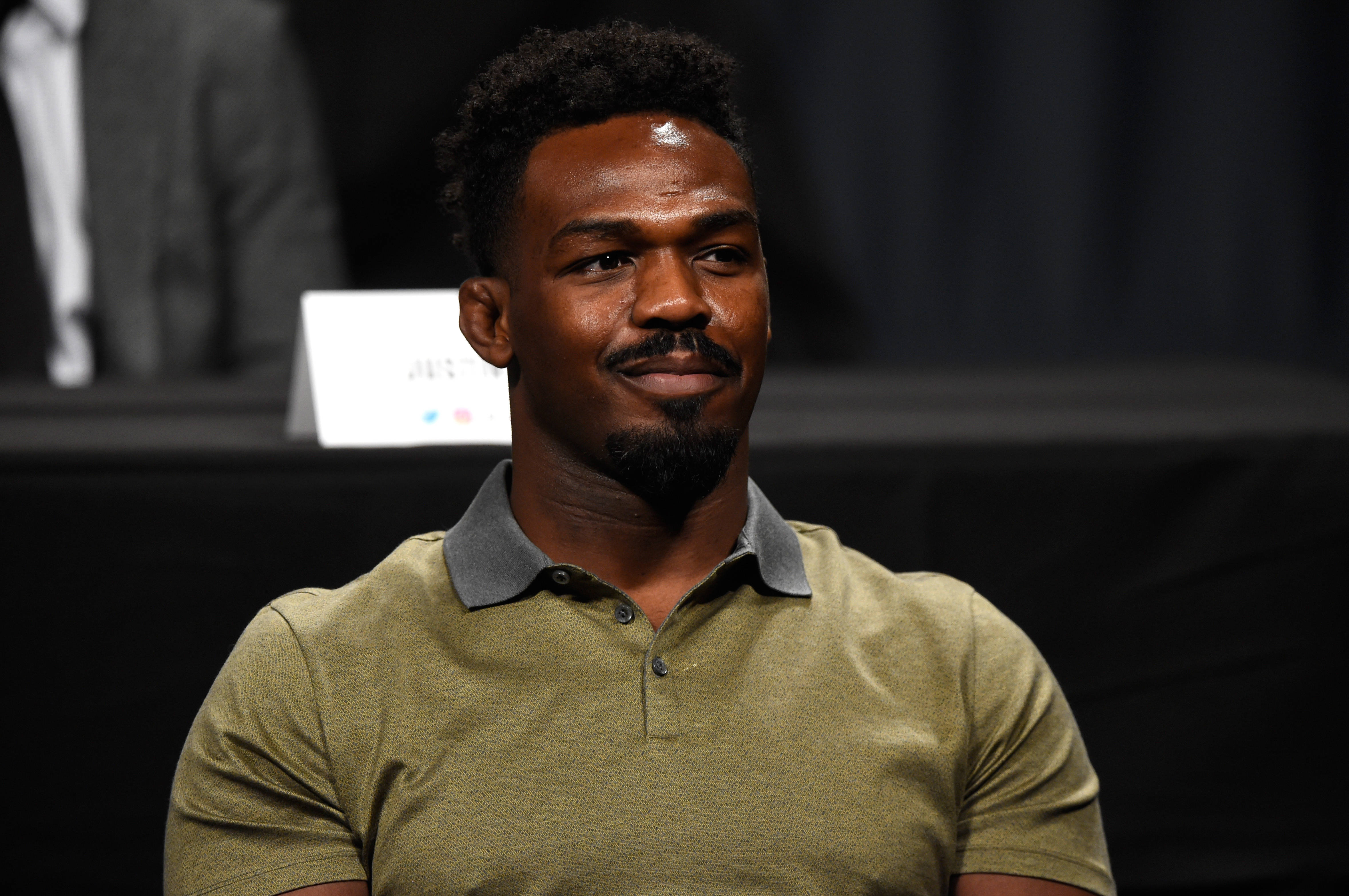 Jon Jones, olive green polo shirt, beard, 4K Desktop Wallpaper