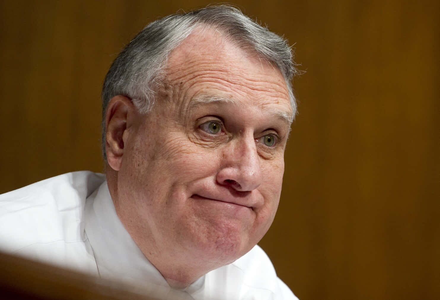 Jon Kyl, gray hair, subtle smirk, HD Desktop Wallpaper
