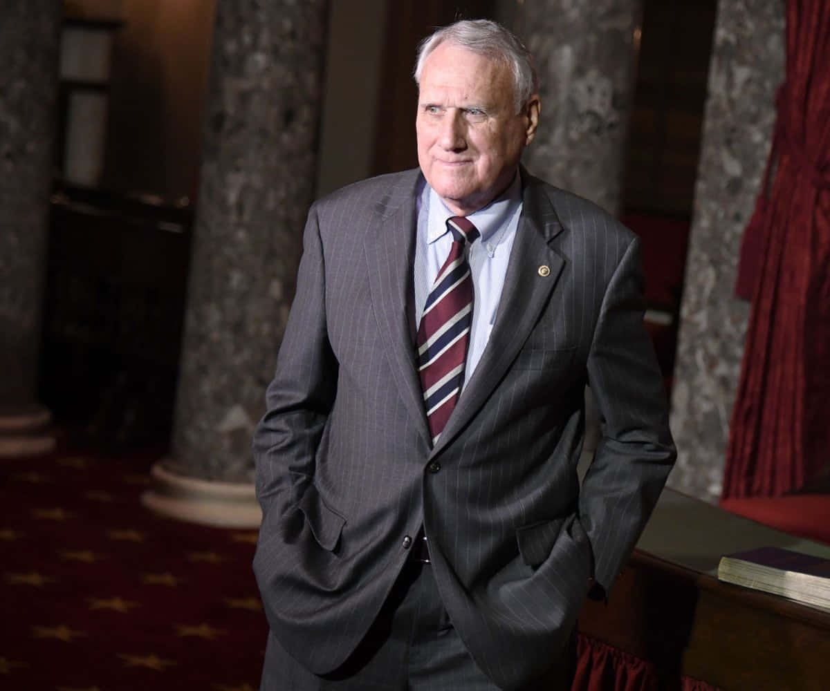 Jon Kyl, gray suit, pinstripe suit, SD Desktop Wallpaper