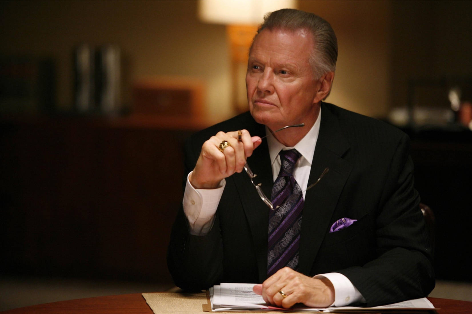 Jon Voight, dark suit, glasses, HD Desktop Wallpaper