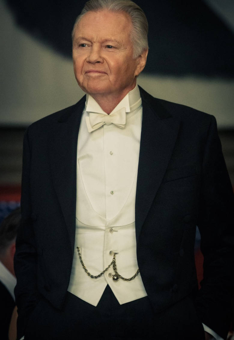 Jon Voight, black tuxedo, white bow tie, SD Phone Wallpaper