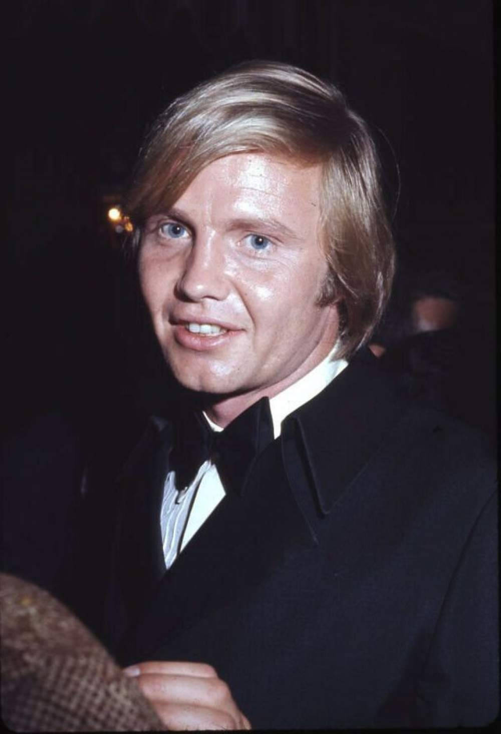 Jon Voight, blond hair, blue eyes, HD Phone Wallpaper