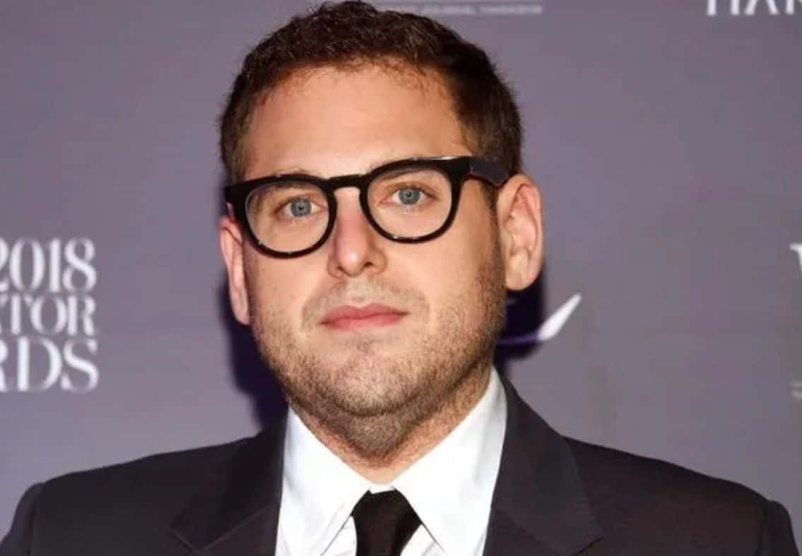 Jonah Hill, classic black suit, 2018 Actor Awards, SD Desktop Wallpaper