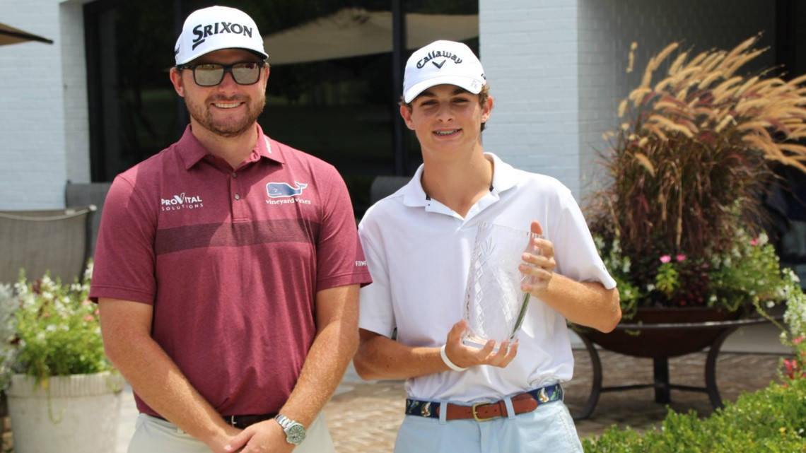 Jonathan Byrd, young golfer, clear trophy, SD Desktop Wallpaper