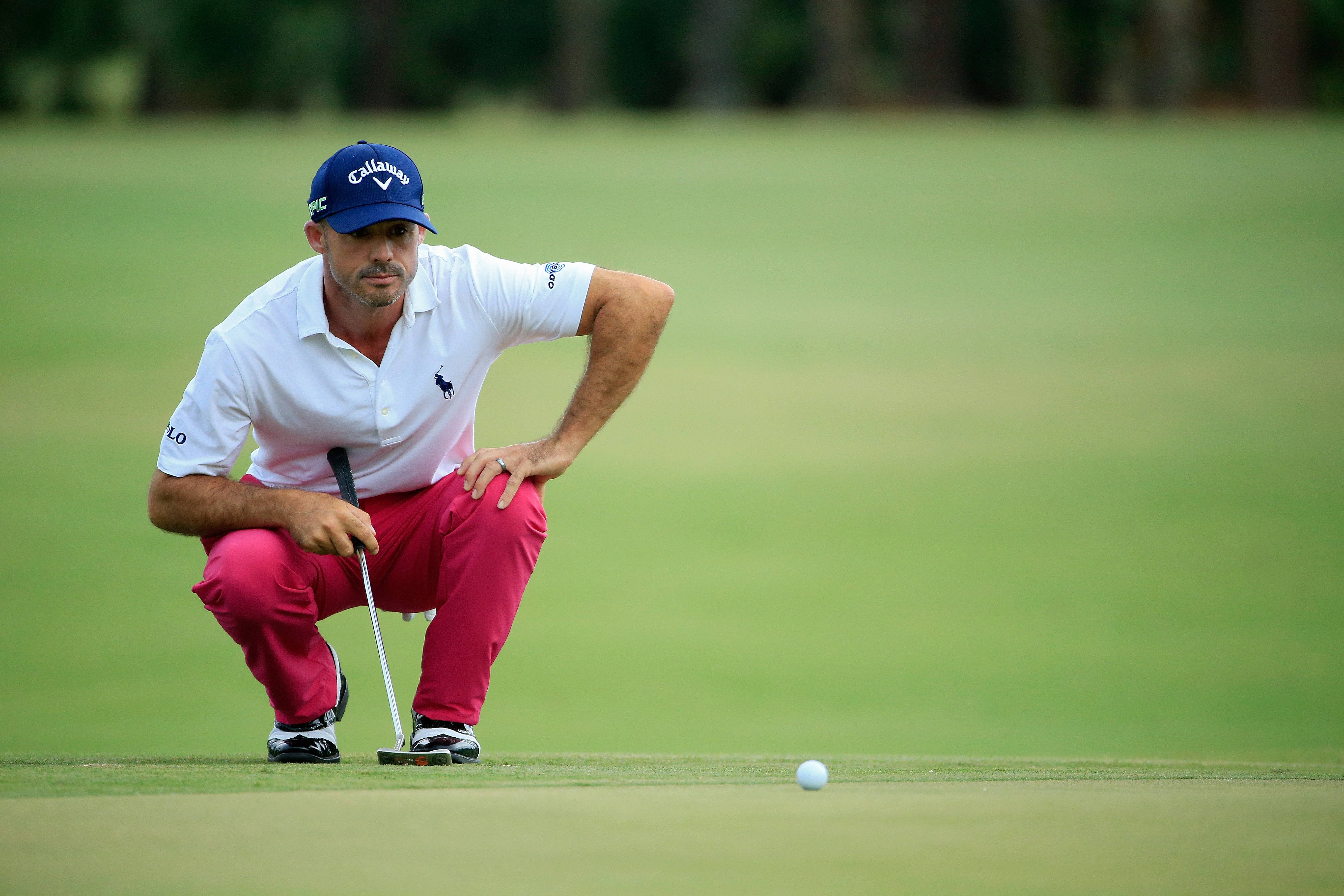 Jonathan Byrd, white shirt, bright pink pants, 5K Desktop Wallpaper