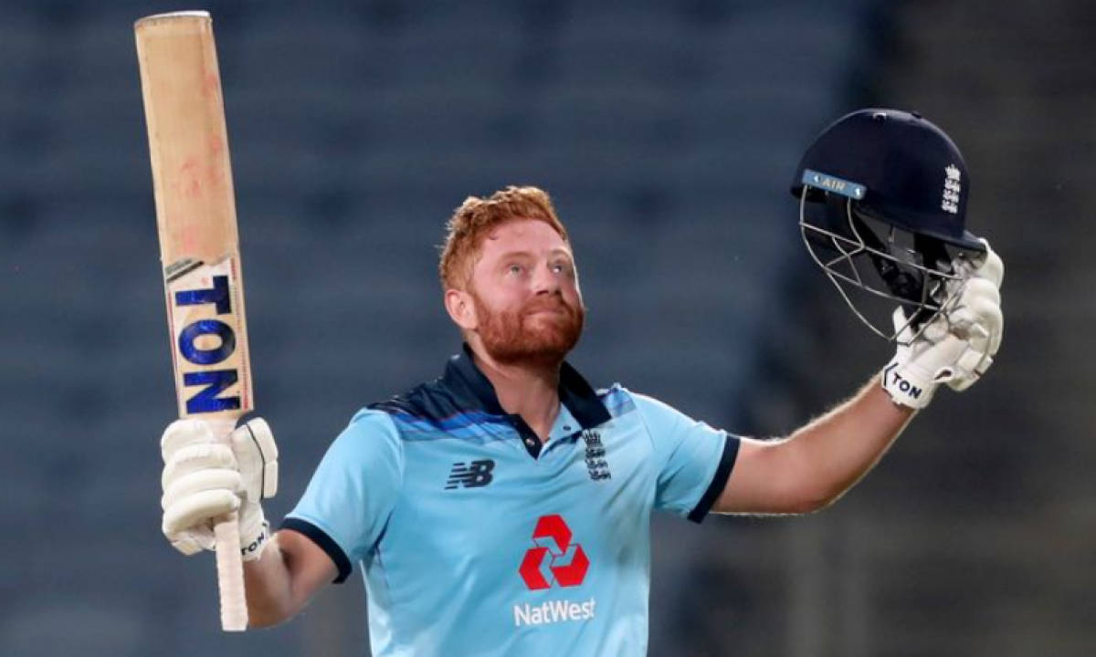 Jonny Bairstow, red-haired, light blue England jersey, SD Desktop Wallpaper