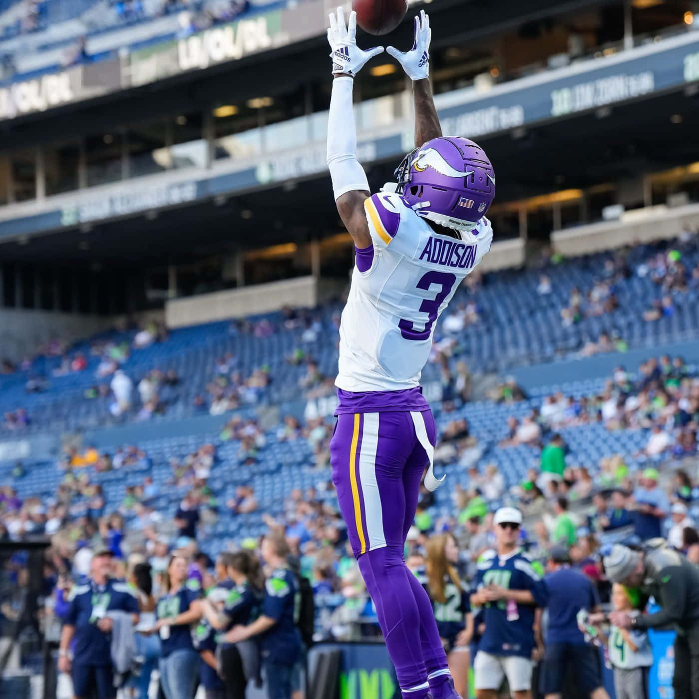 Jordan Addison, purple and white uniform, football player, HD Desktop Wallpaper