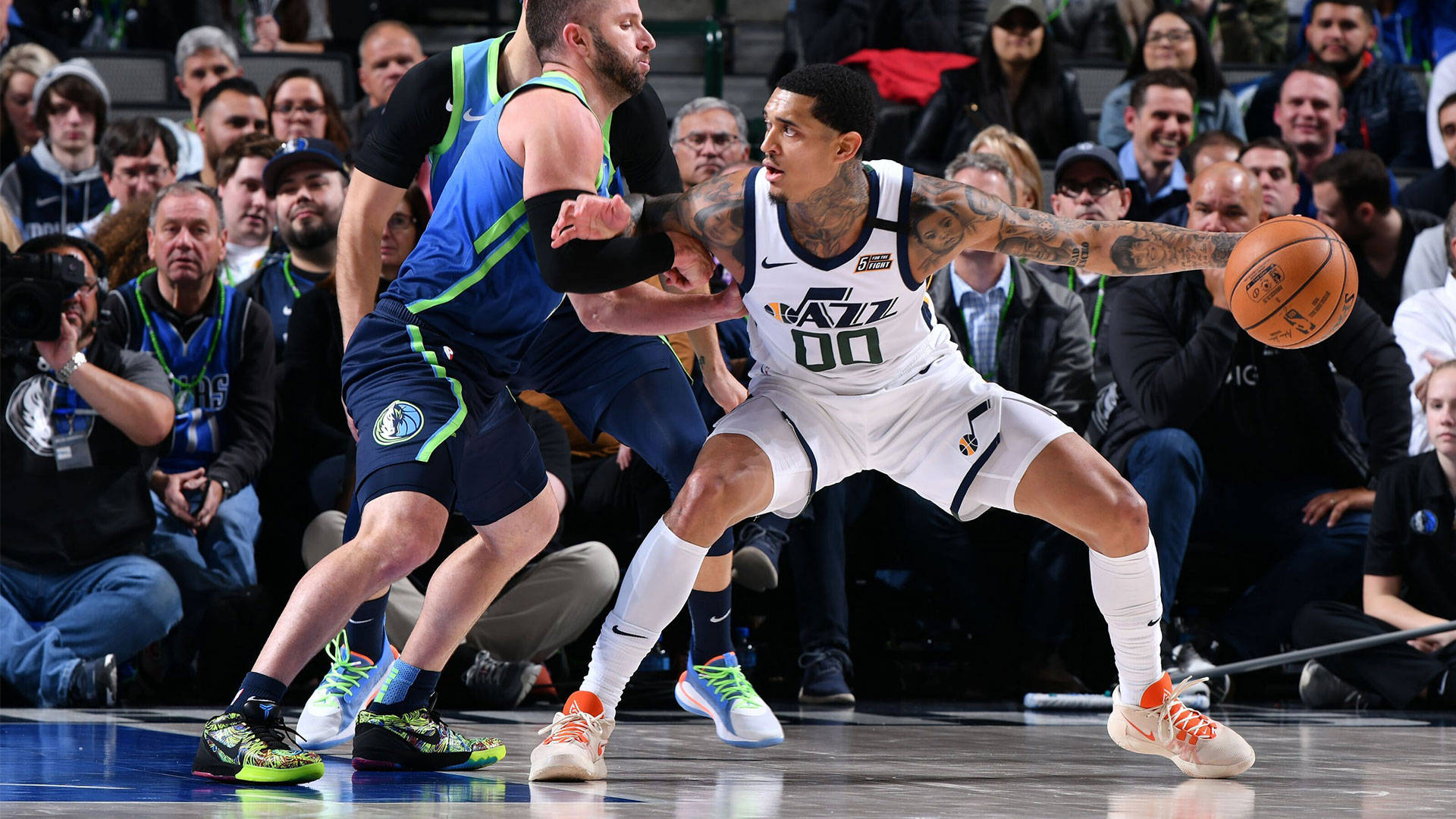 Jordan Clarkson, white Jazz jersey, blue jersey, Full HD Desktop Wallpaper