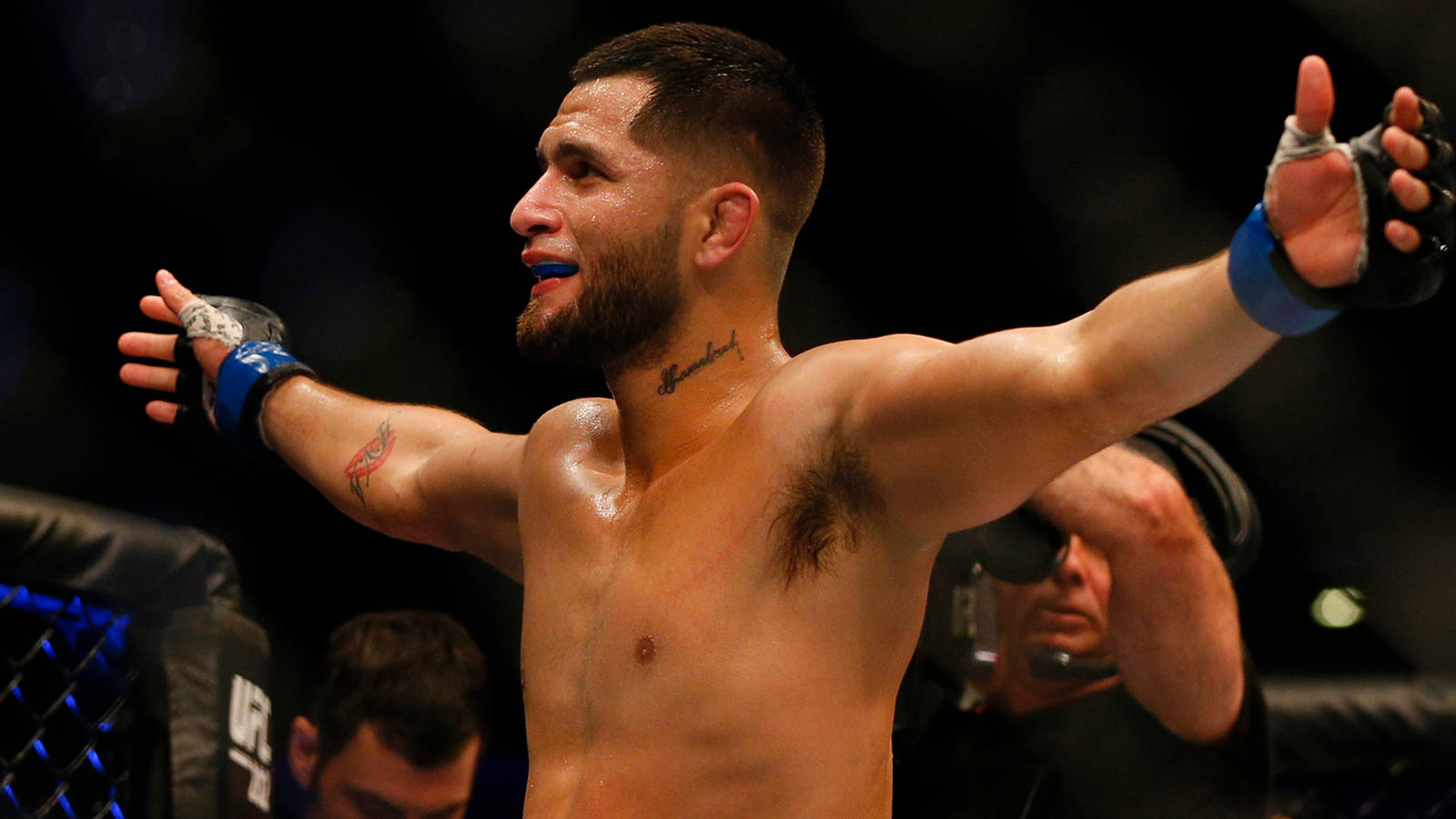 Jorge Masvidal, open arms, dimly lit octagon, HD Desktop Wallpaper