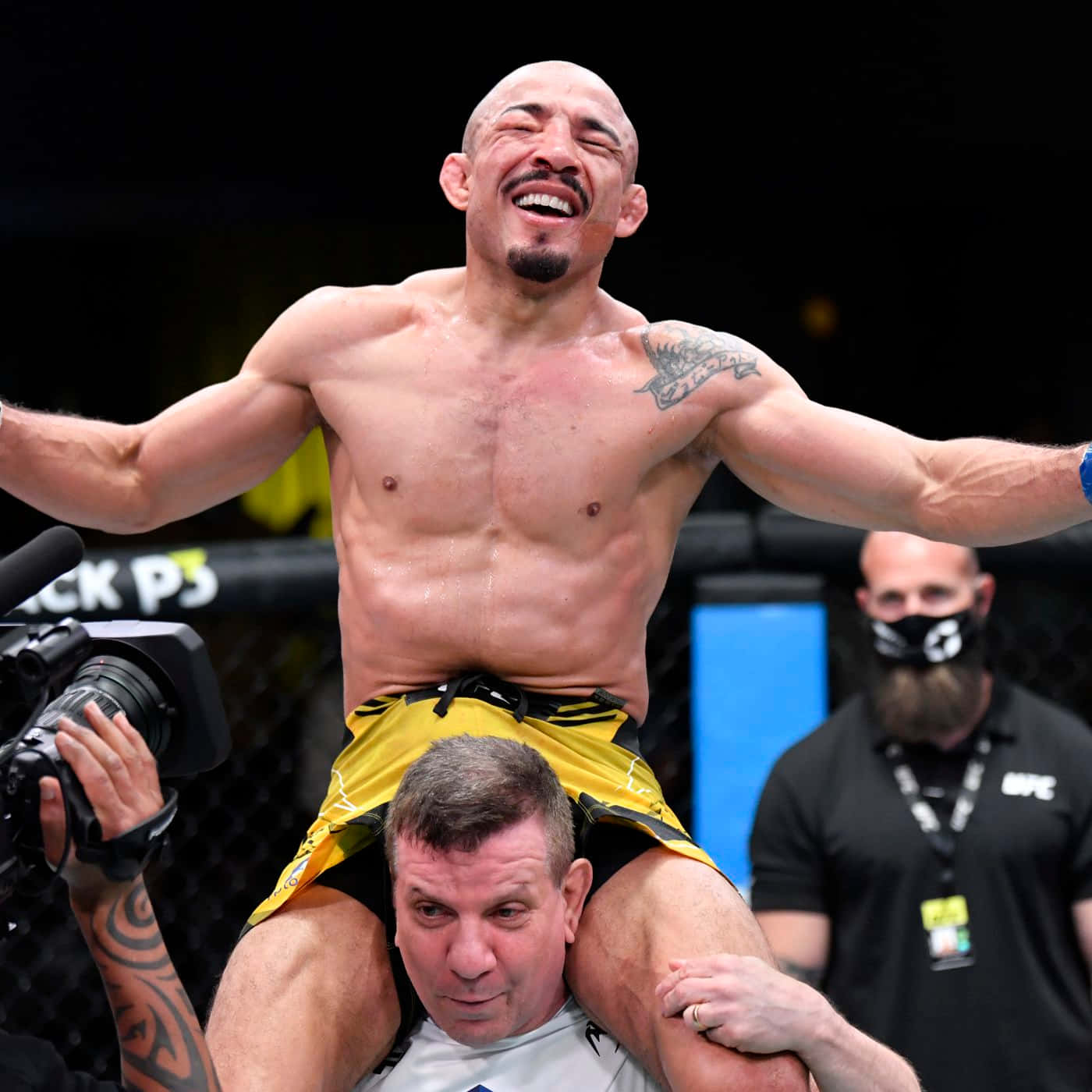 José Aldo, victory shot, MMA fighter, HD Desktop Wallpaper