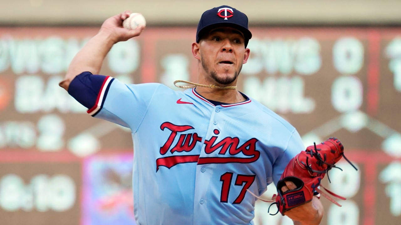 Jose Berrios, light blue Twins jersey, pitcher, HD Desktop Wallpaper